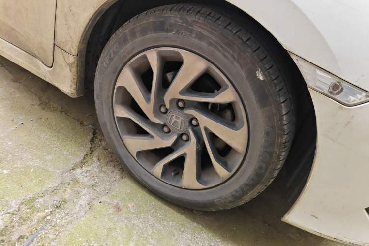 Used Honda Civic 2016 220TURBO CVT Luxury Edition
