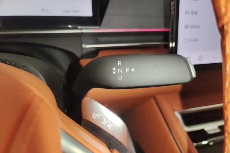 Used BYD Tang L 2025 EV 600KM All-Wheel-Drive LiDAR Flagship Model