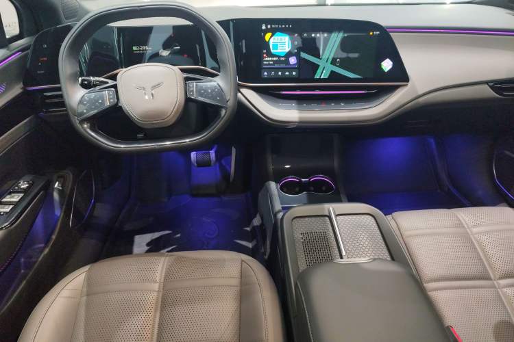 Used Hongqi EH7 2024 690 Pro
