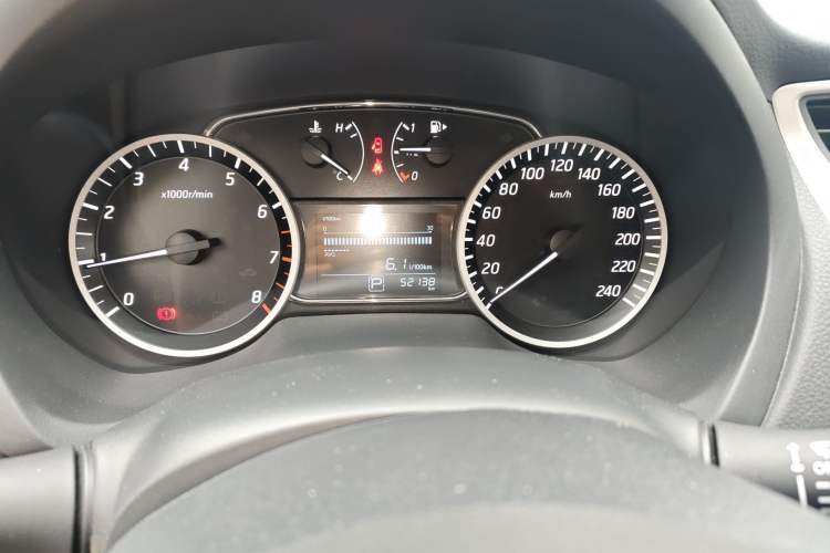 Used Nissan Sylphy 2022 Classic 1.6XE CVT Comfort Edition Odometer Close Up