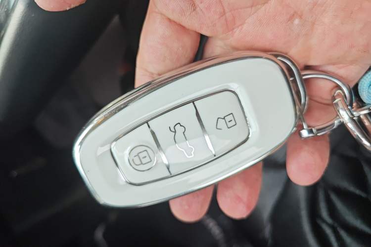 Used Hongqi E-QM5 2023 Revised Version Basic Travel Edition