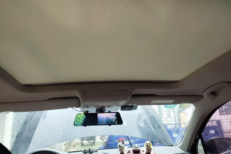 Used Volkswagen Tiguan L 2021 330TSI Automatic Two-Wheel Drive R-Line Enhanced Edition
