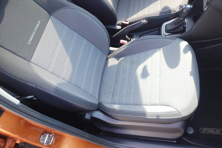 Used Volkswagen Polo 2014 1.6L Cross Polo Automatic
