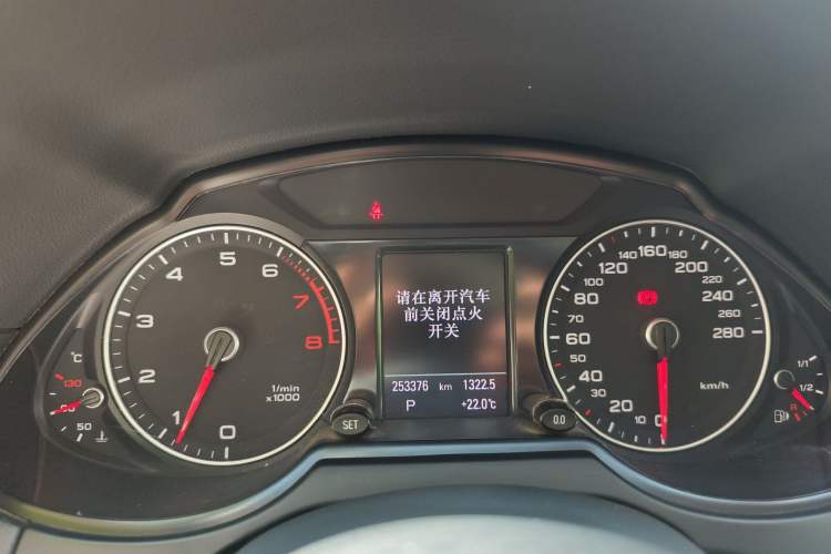 Used Audi Q5 2016 40 TFSI Comfort Model Instrument Cluster