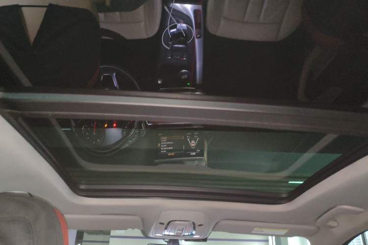 Used Audi A4L 2017 40 TFSI Fashion Model Headliner