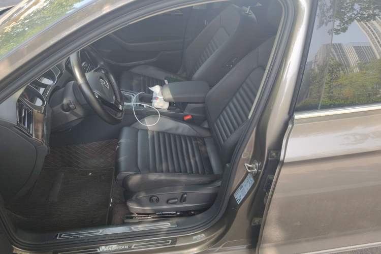 Used Volkswagen Magotan 2019 330TSI DSG Luxury Model China V Standard
