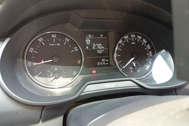 Used Skoda Octavia 2015 1.6L Automatic Yijie Edition Instrument Cluster