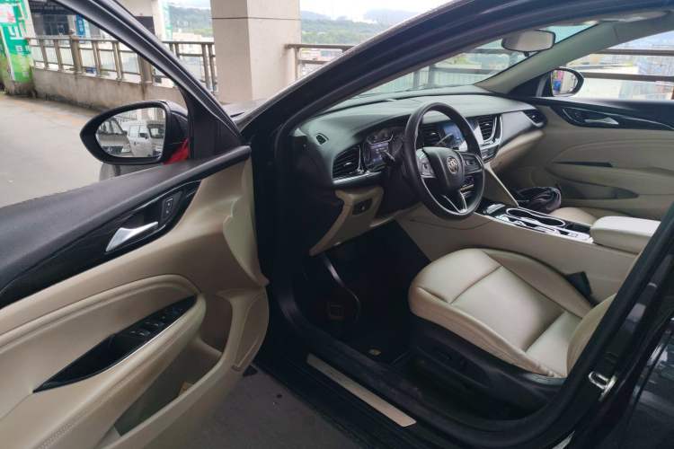 Used Buick Regal 2021 552T Elite Edition Driver Seat