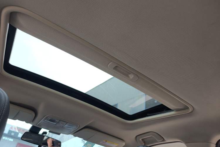 Used Dongfeng Fengon 580 2020 1.5T CVT Luxury Edition
