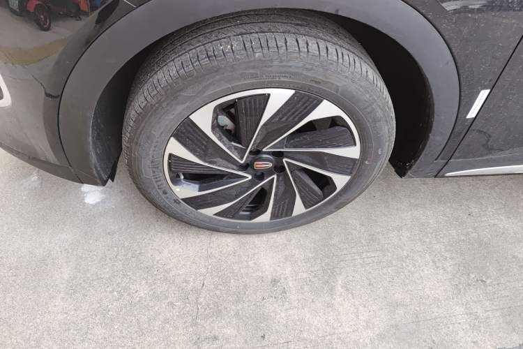 Used Hongqi HS7 PHEV 2024 2.0T PHEV Four-Wheel Drive Flagship Edition 6 Seats Left Front Wheel Hub