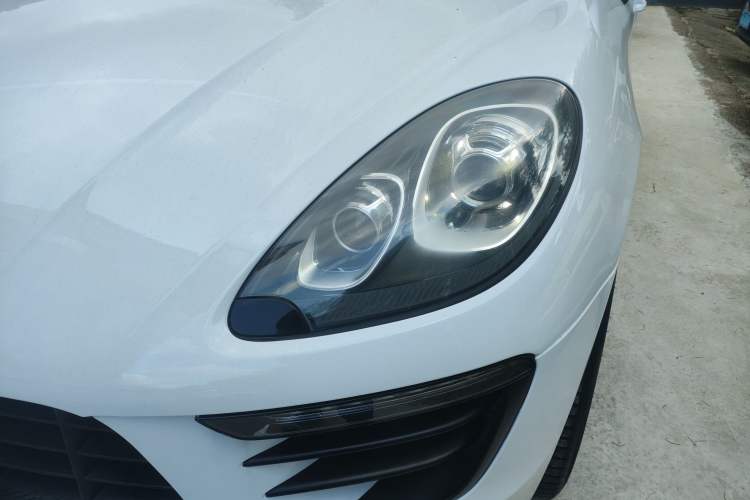 Used Porsche Macan 2017 Macan 2.0T Left Front Headlight