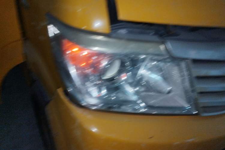 Used CHANGAN KAICHENG Star 9 2015 1.5L Standard 4G15S Right Front Headlight