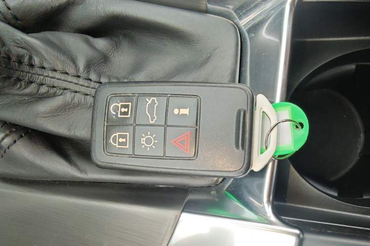 Used Volvo S60 2014 S60L T5 Intelligent Drive Edition Vehicle Key