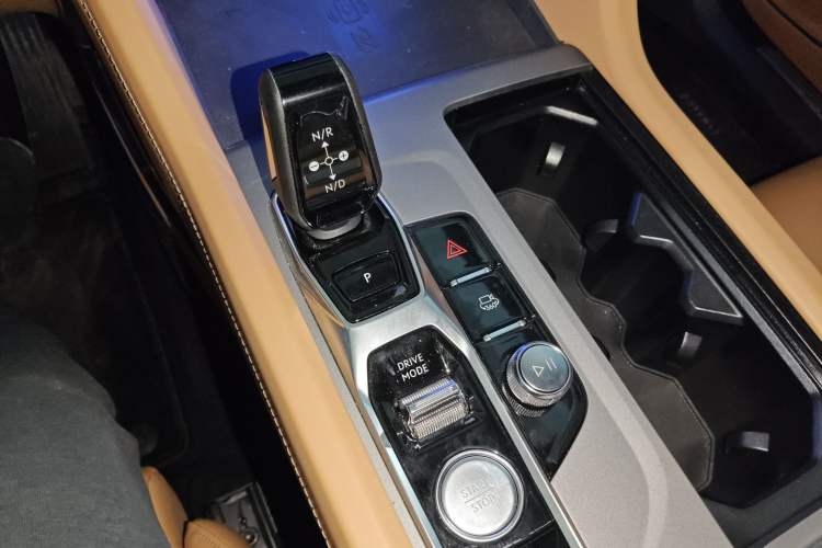 Used Lynk & Co 09 EM-P 2023 2.0TD EM-P Four-Wheel Drive Asian Games Executive Edition Five Seats