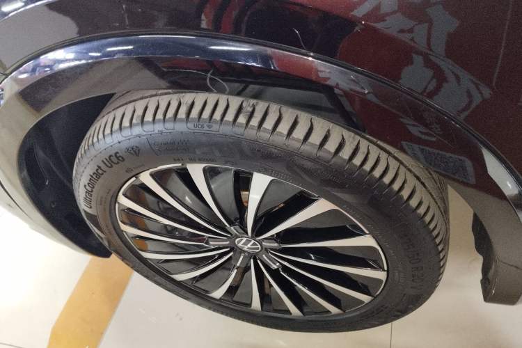 Used Volkswagen Viloran 2020 380TSI Prestige Edition Exterior 4