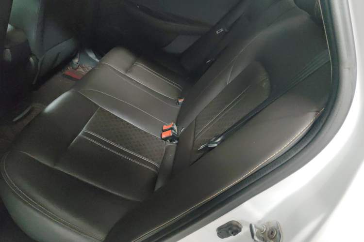 Used CHANGAN Eado DT 2018 1.6L Manual Smart Enjoyment Model
