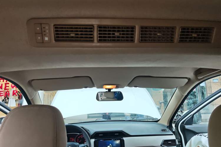 Used Wuling Hongguang 2019 1.5L S Standard Version China VI LAR