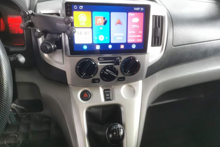 Used Nissan NV200 2013 1.6L Luxury Model China IV Standard Audio And AC Panel