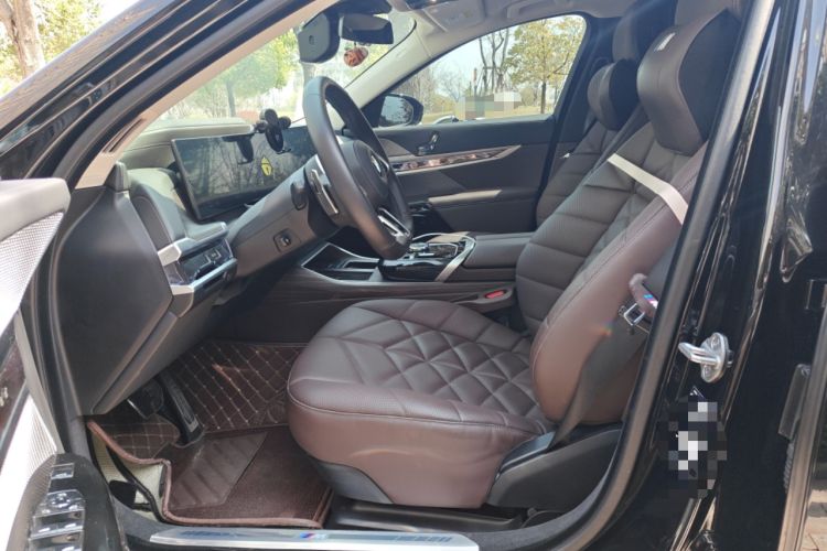 Used BMW 7 Series 2023 735Li M Sport Package
