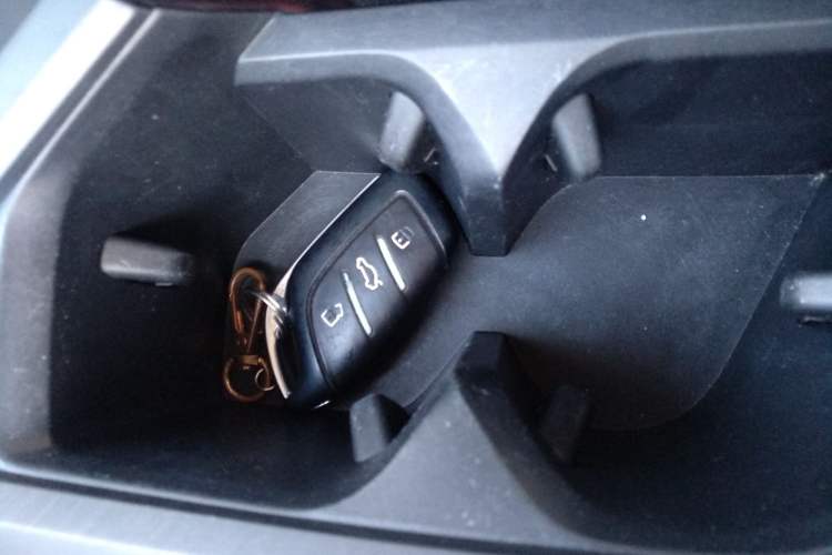 Used Roewe i5 2021 1.5L CVT Diamond Edition
