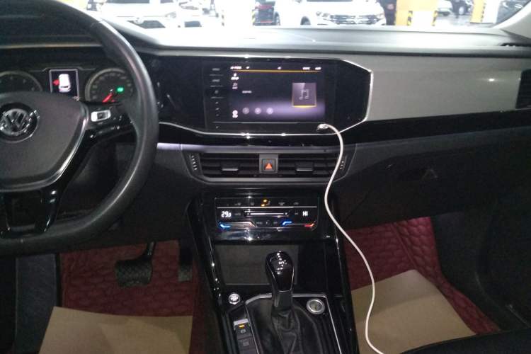 Used Volkswagen Tayron 2020 330TSI Two-Wheel Drive Luxury Smart Connectivity Version