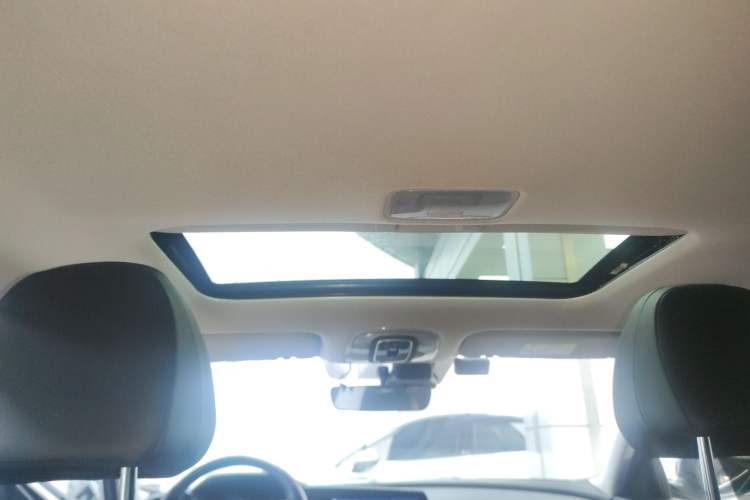 Used Hyundai Elantra 2021 1.5L CVT LUX Prestige Edition