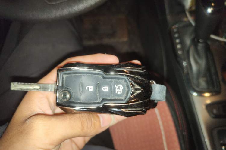 Used Chevrolet Cruze 2018 Hatchback 320 Automatic Pioneer Sunroof Edition
