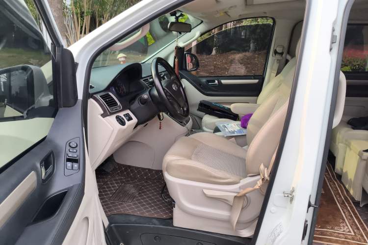 Used SAIC MAXUS G10 2019 Facelift PLUS 2.0T Automatic Elite Edition China VI