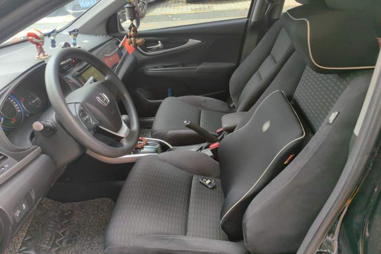 Used Honda Crider 2015 1.8L automatic luxury edition