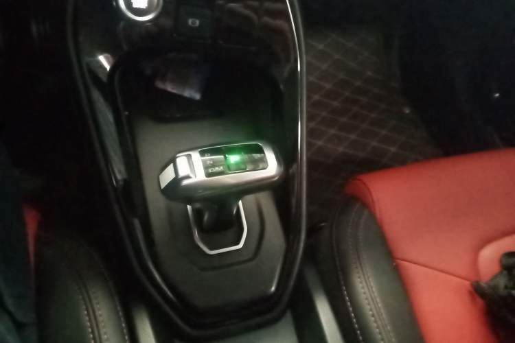 Used Haval H2s 2018 Red-Label 1.5T Dual-Clutch Luxury Model