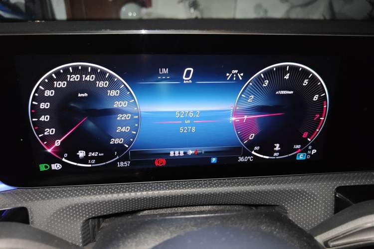 Used Mercedes-Benz A-Class 2025 A 200 L Fashion Model Odometer Close Up