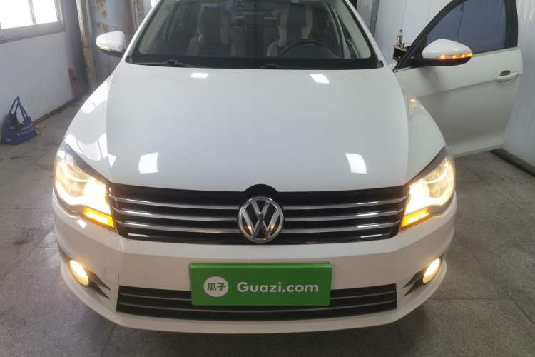 Used Volkswagen Bora 2014 1.6L Manual Comfort Model Front