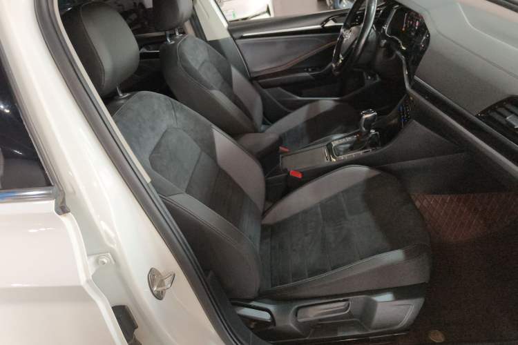 Used Volkswagen Sagitar 2019 280TSI DSG Luxury Version China VI Standard
