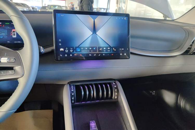 Used BYD Yuan PLUS 2025 Intelligent Driving Version 510 KM Beyond-Grade Edition
