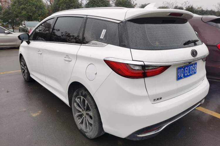 Used BYD Song MAX 2019 1.5T Automatic Smart Connect Ruiyi Sunroof Model 7 Seats China VI Standard