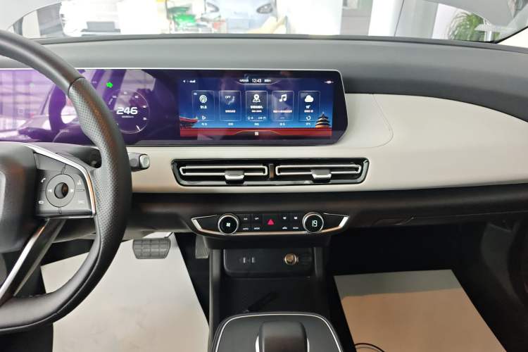 Used BAIC Beijing EU5 PLUS 2023 R500 Premium Travel Edition