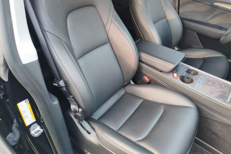 Used Tesla Model Y 2022 Revised Version Long-Range All-Wheel Drive