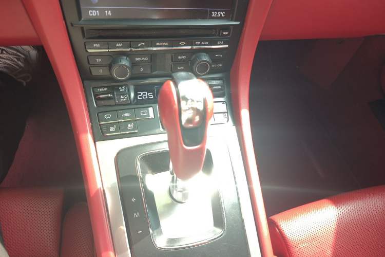 Used Porsche Boxster 2013 Boxster 2.7L
