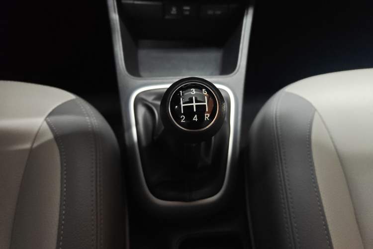 Used Kia Pegas 2017 1.4L Manual Value Edition