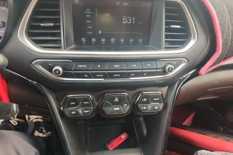 Used GAC Trumpchi GS4 2017 235T Manual Two-Wheel Drive Luxury Edition
