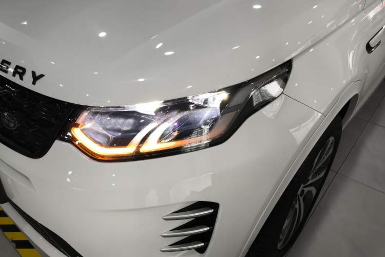 Used Land Rover Discovery Sport 2024 Performance Tech Edition Left Front Headlight