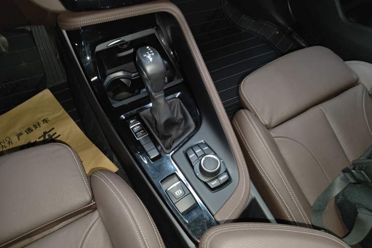 Used BMW X1 2018 sDrive18Li Luxury Model