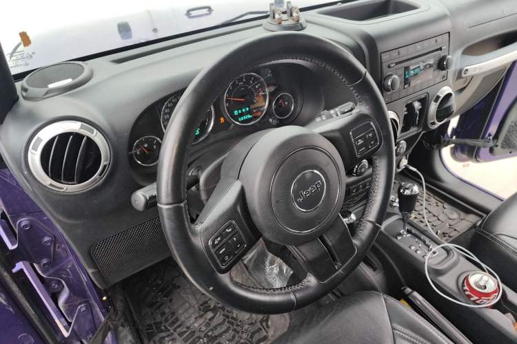 Used Jeep Wrangler 2017 3.0L Sahara Four-Door Comfort Edition
