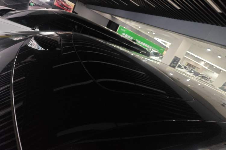 Used Zeekr 009 2024 7-Seater Walk-Through Version Four-Wheel Drive 108 kWh