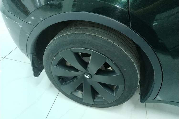 Used Tesla Model Y 2024 Rear-Wheel-Drive Version
