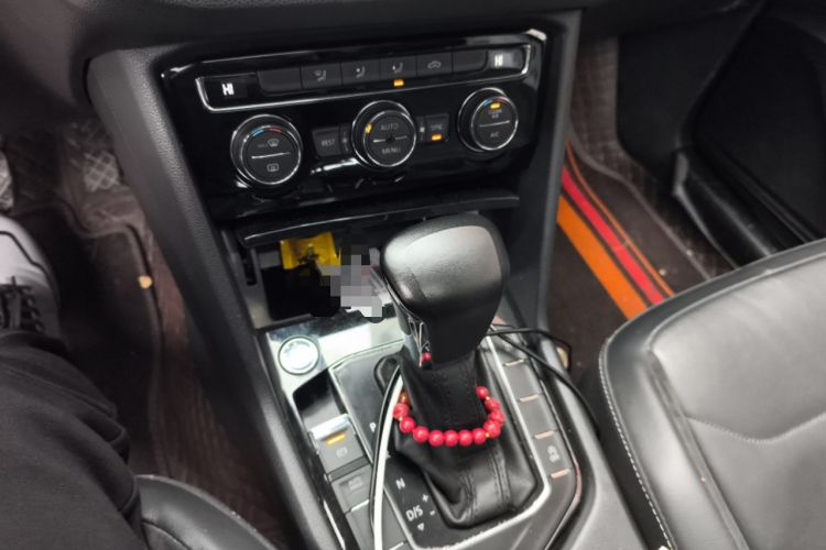 Used Volkswagen Tiguan L 2021 280TSI Automatic Two-Wheel Drive Smart Edition
