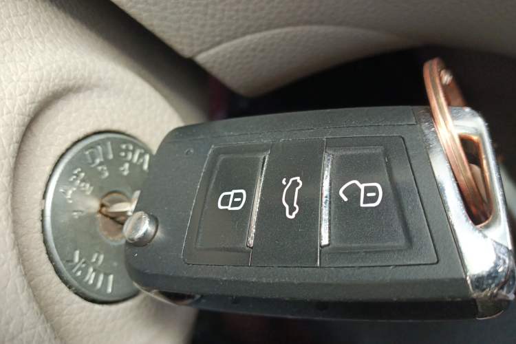 Used Nissan Tiida 2011 1.6L CVT Comfort Model