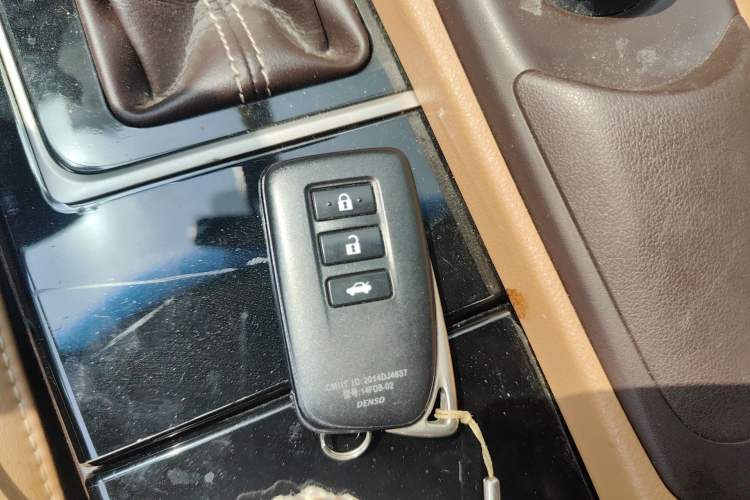 Used Lexus ES 2015 200 Elite Edition
