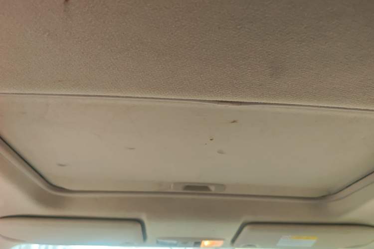 Used Mitsubishi Outlander 2013 2.4L Four-Wheel Drive Luxury Navigation Version 7 Seats
