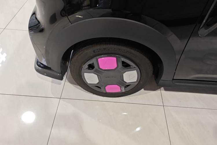 Used Geely Galaxy Panda 2025 210km Panda Kart Left Front Wheel Hub